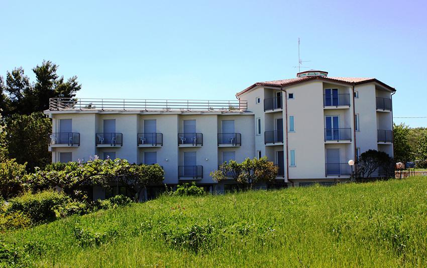Hotel Beatrice Sirolo Exteriör bild